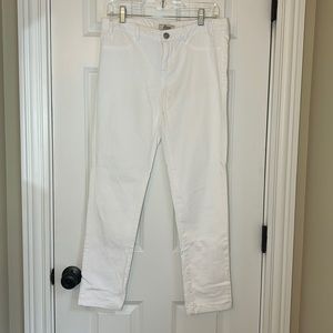Bass size 4 women’s white jeans